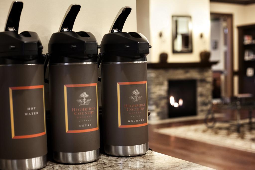 Hotel Country & By Radisson, Airport North, Ga