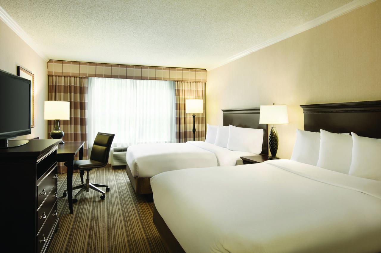 Country & By Radisson, Airport North, Ga