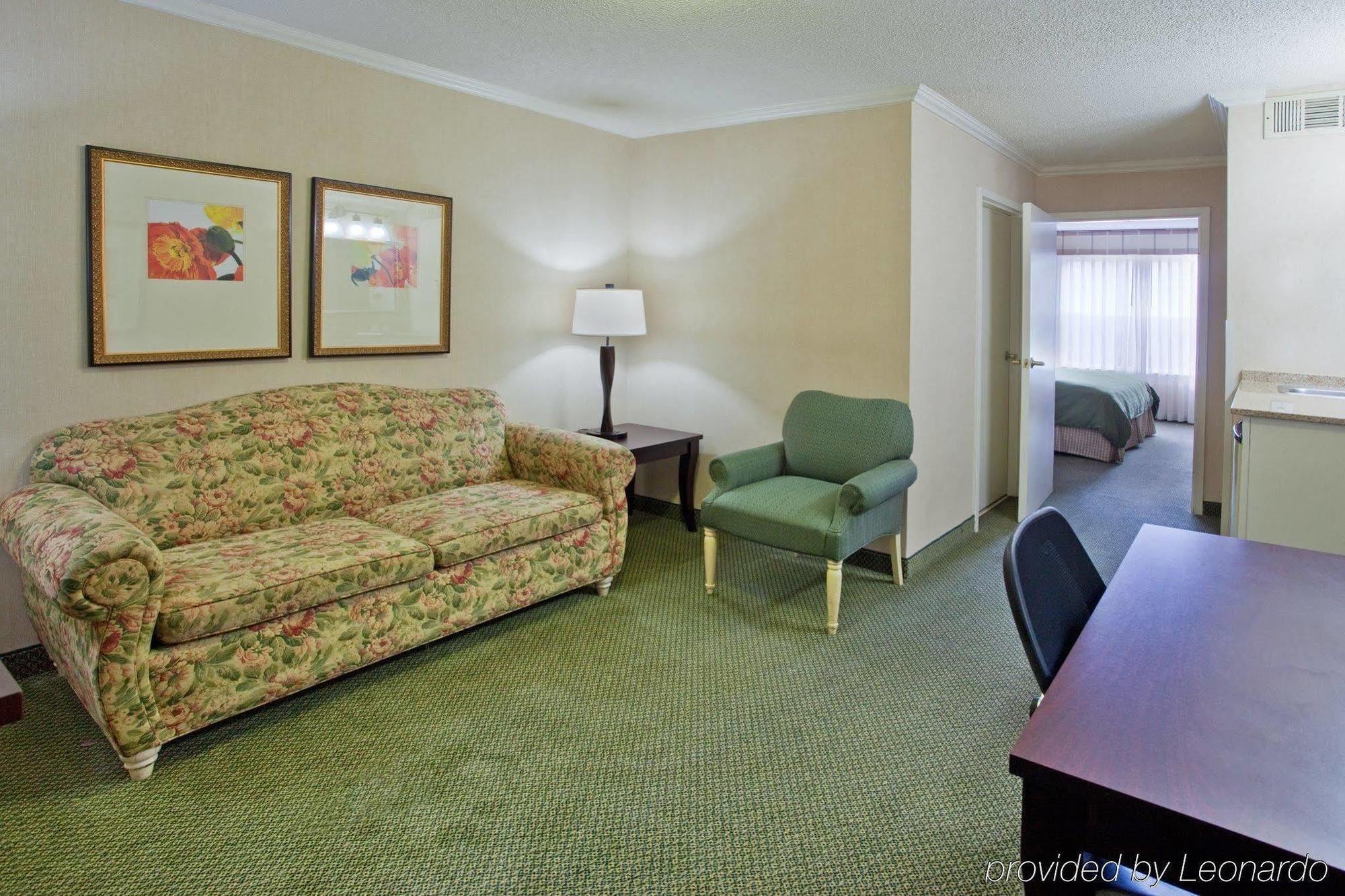 Country & By Radisson, Airport North, Ga 3*