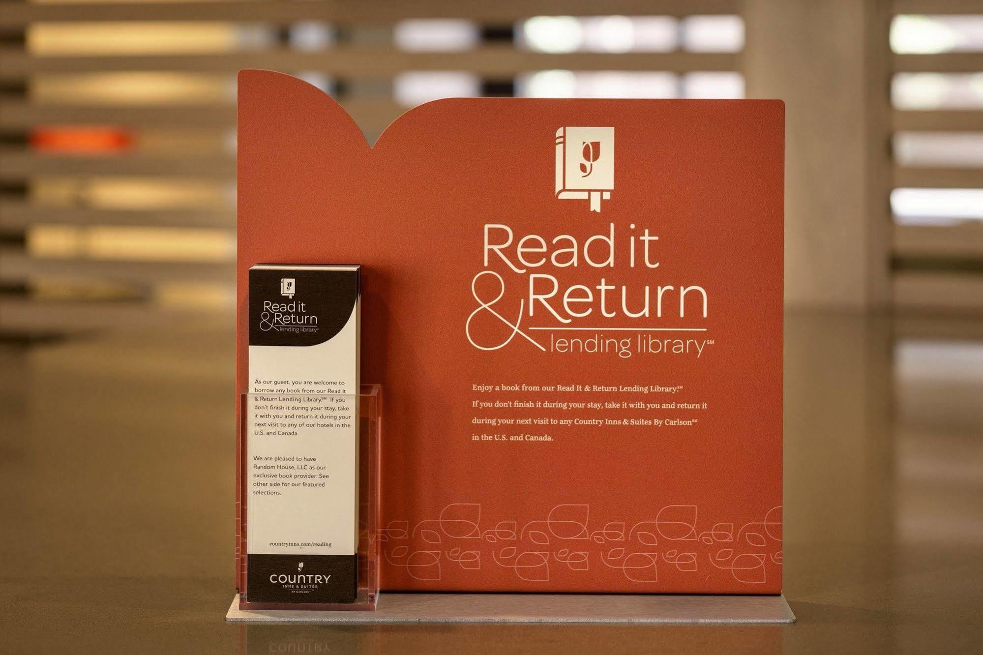 Country & By Radisson, Airport North, Ga