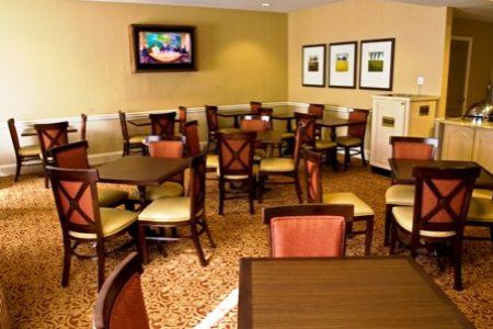 Country & By Radisson, Airport North, Ga Hotel